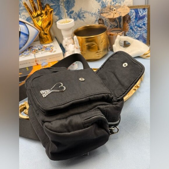 🆕 AMI 🧿 NWOT Tonal Heart Crossbody Pocket Bag - Picture 8 of 16